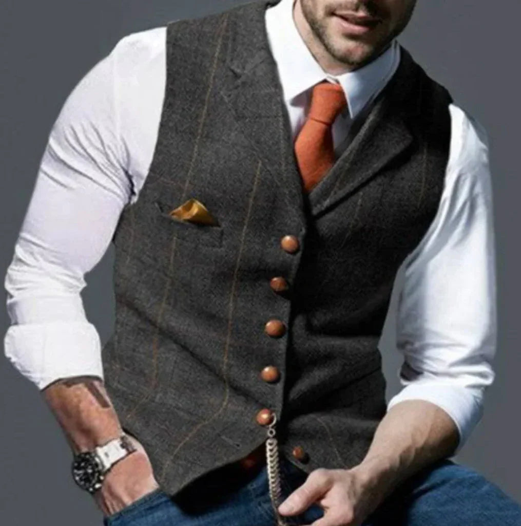 Timeless Vintage Vest for Modern Style