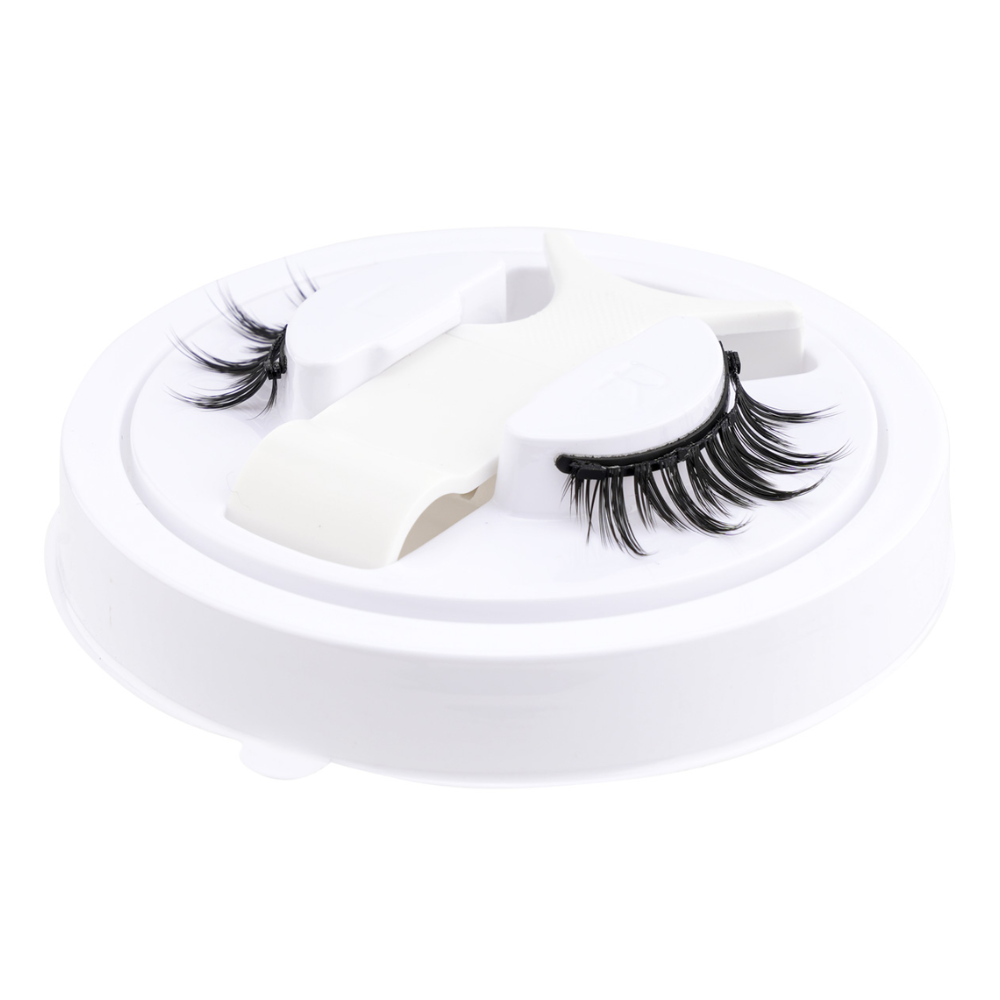 Magnetic Eyelashes with 3D Fiber Design and Precision Applicator Tool
