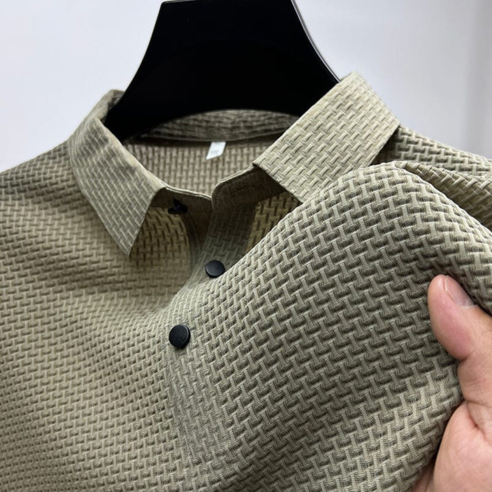 Men's Polo Shirt with Tailored Fit and Breathable Cotton Blend, Machine Washable