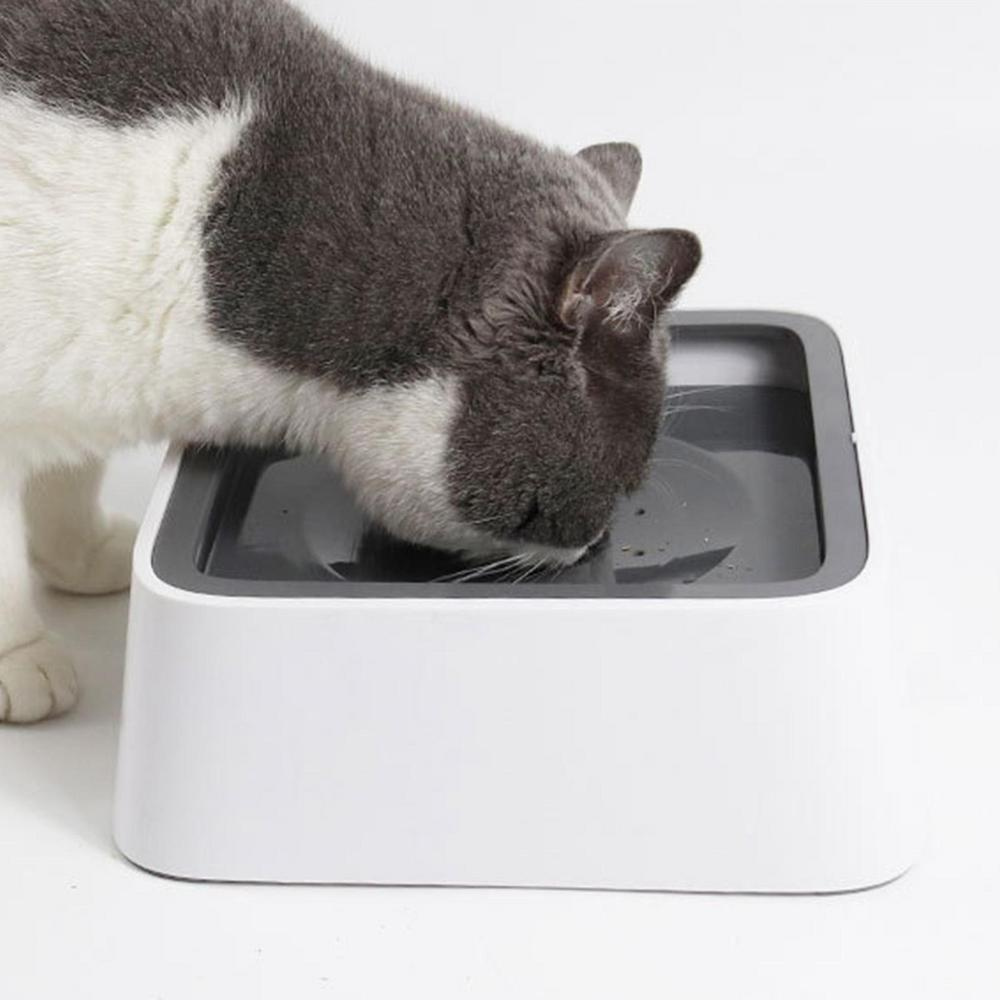 Dog Water Bowl with Floating Disk Control and Non-Slip Base, 1.5 Liter