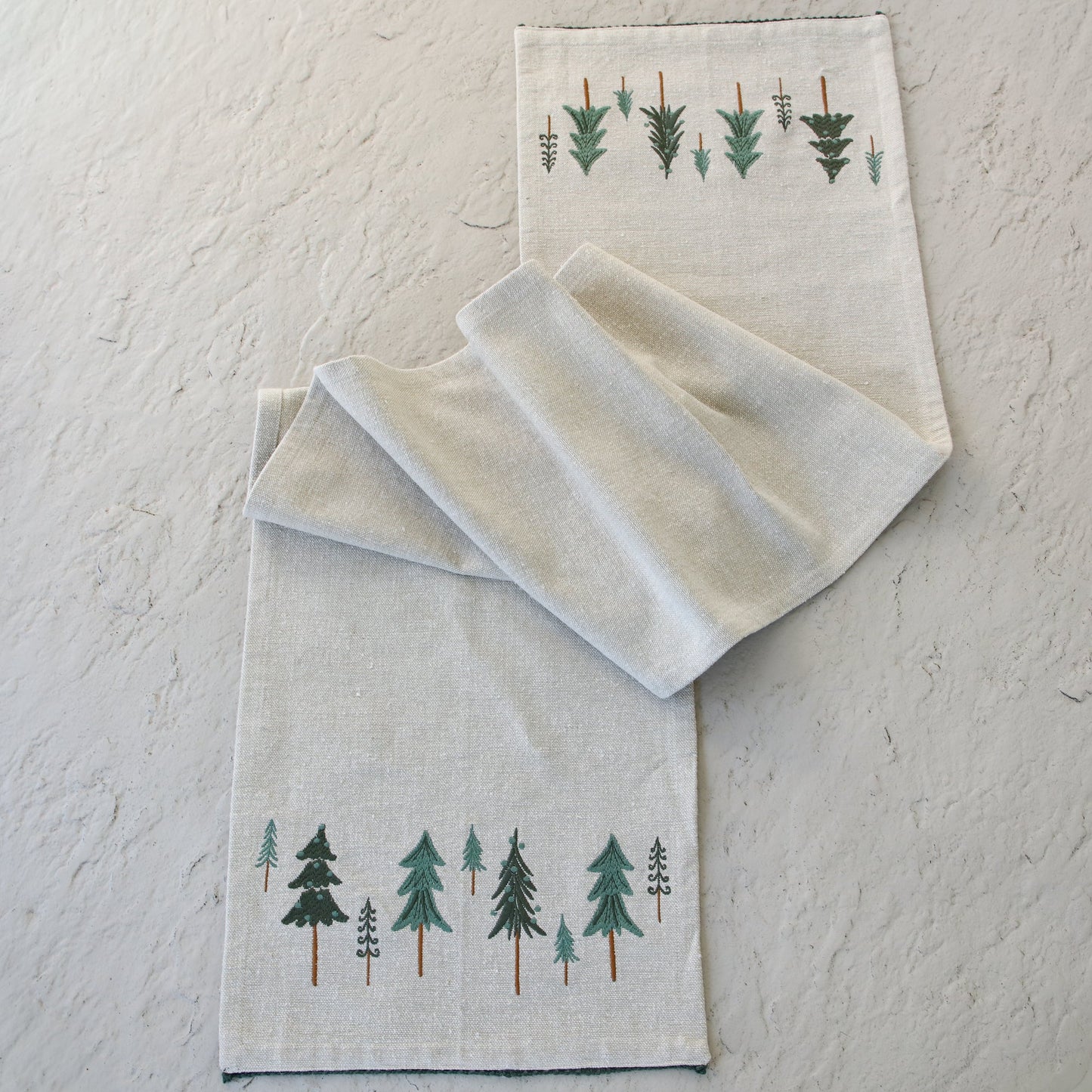 Holiday Tree Table Runner - Interior Delights