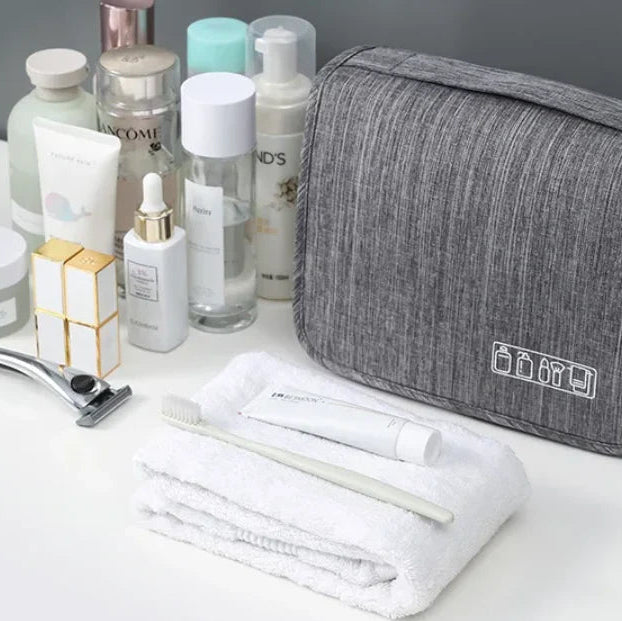 Men's Hanging Toiletry Bag for Organized Travel