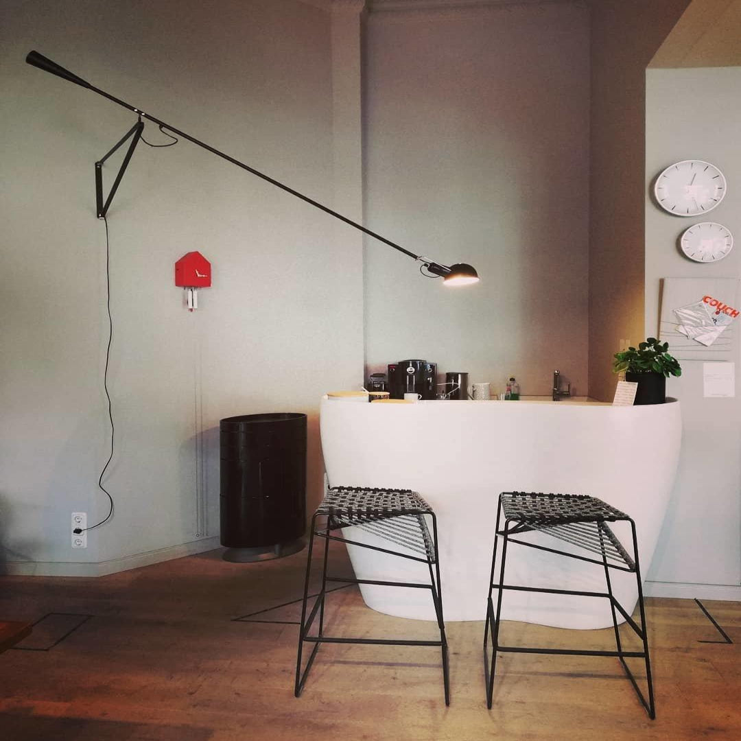 Adjustable Wall Lamp with Swinging Arm and Cast Iron Counterweight, 80.7 inches