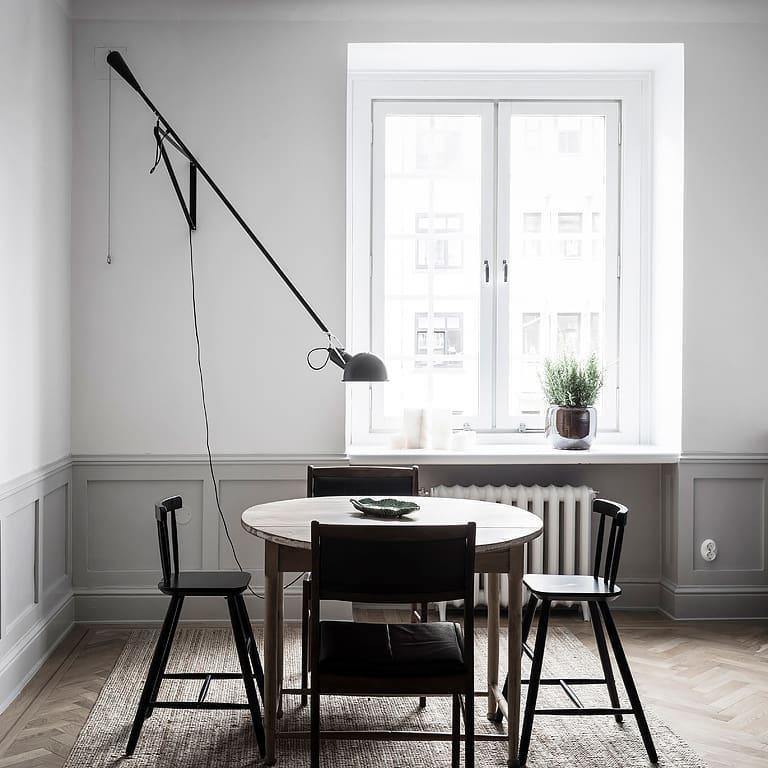 Adjustable Wall Lamp with Swinging Arm and Cast Iron Counterweight, 80.7 inches