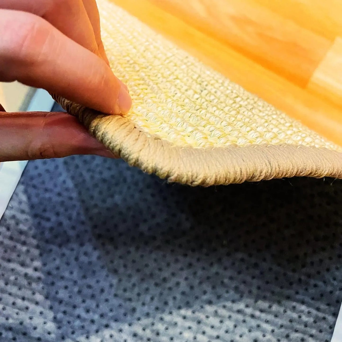 Sisal Scratcher Mat with Natural Fibers and Multi-Surface Mounting for Cats
