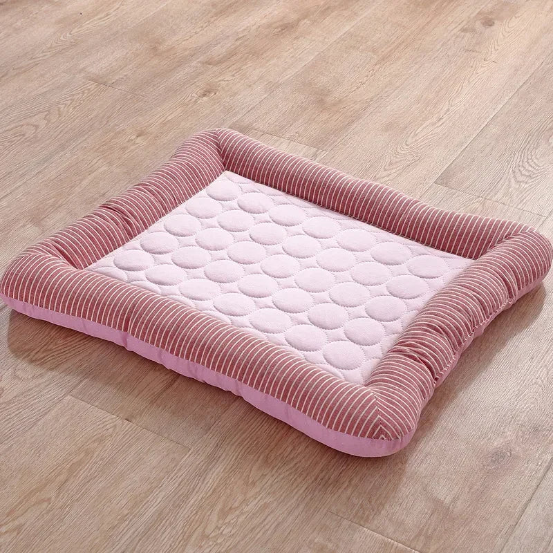 Breathable Pet Cooling Mat with Ice Silk Surface and Reinforced Stitching, Three Sizes