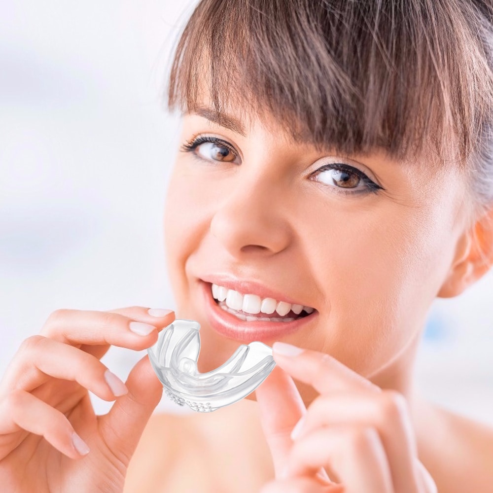 Teeth Alignment Tray with Three Progressive Levels and Universal Mold Design