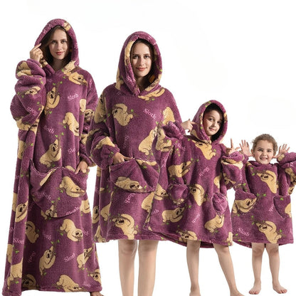 Oversized Hoodie Blanket with Pumpkin Print and Fleece Flannel, Machine Washable