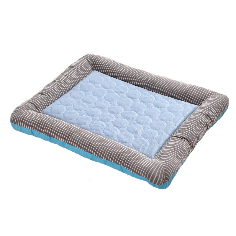 Breathable Pet Cooling Mat with Ice Silk Surface and Reinforced Stitching, Three Sizes