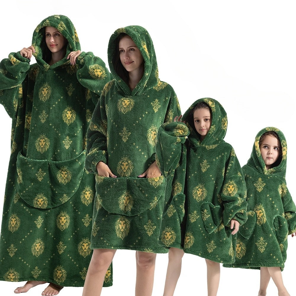 Oversized Hoodie Blanket with Pumpkin Print and Fleece Flannel, Machine Washable