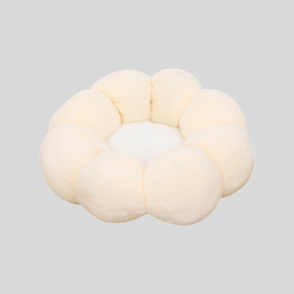 Plush Pet Bed with Raised Petal Rim and Polyester Fill, Three Sizes Available