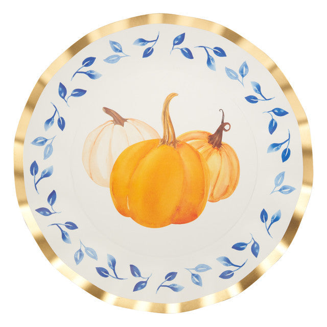 The Sophistiplate Wavy Dinner Plate Harvest Blues features three pumpkins—two orange, one white—centered with a blue leaf border and foil edge. Sold in packs of 8, it’s perfect for autumn gatherings.