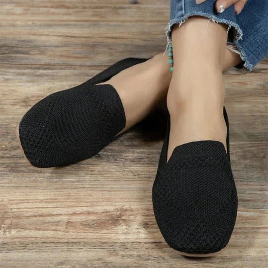 Women's Lace Up Sneakers with Rounded Toe and Textured Outsole Grip