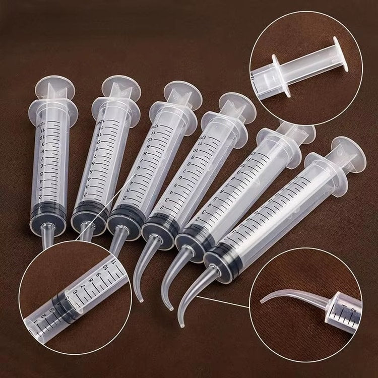 Ear Irrigation Syringe with Angled Rubber Tip and Controlled Plunger, 12mL Capacity