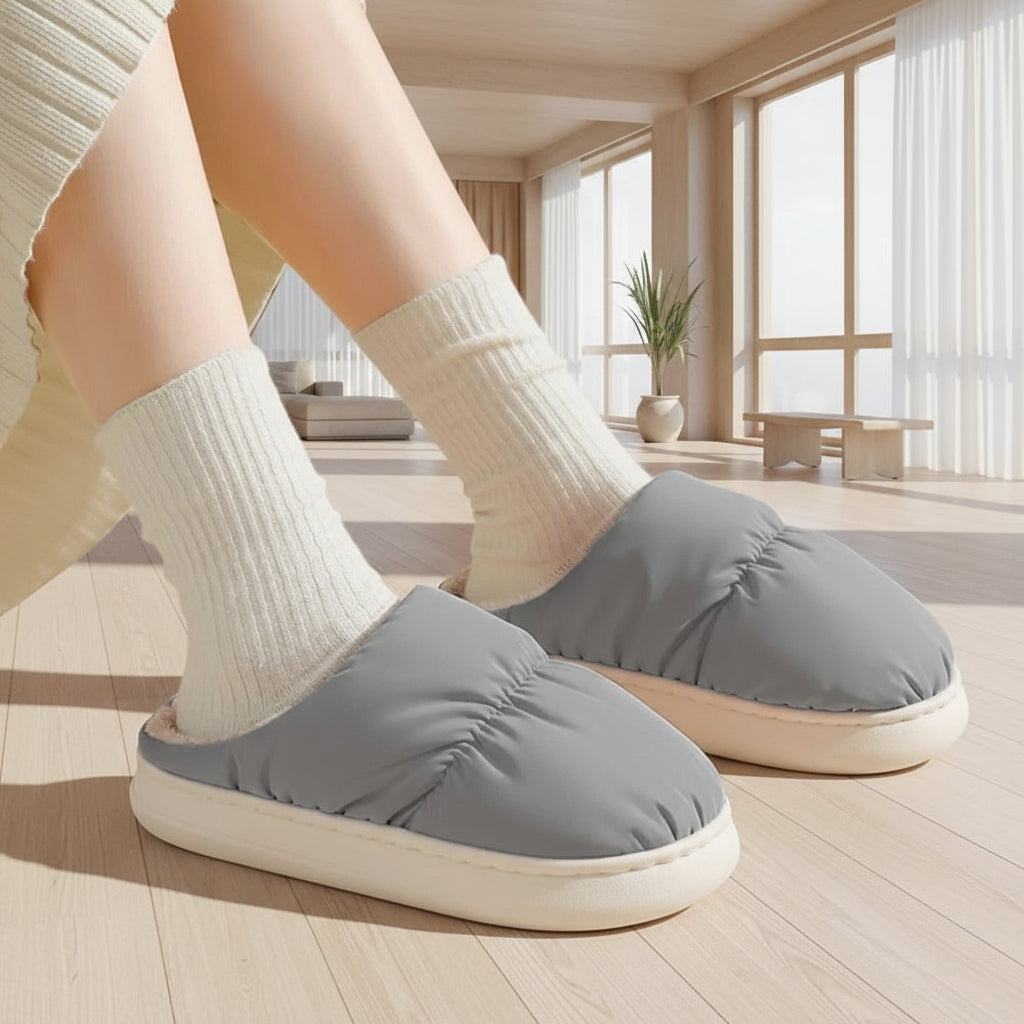 Heated Slippers with USB Power Connection and Non-Slip Base, One Size