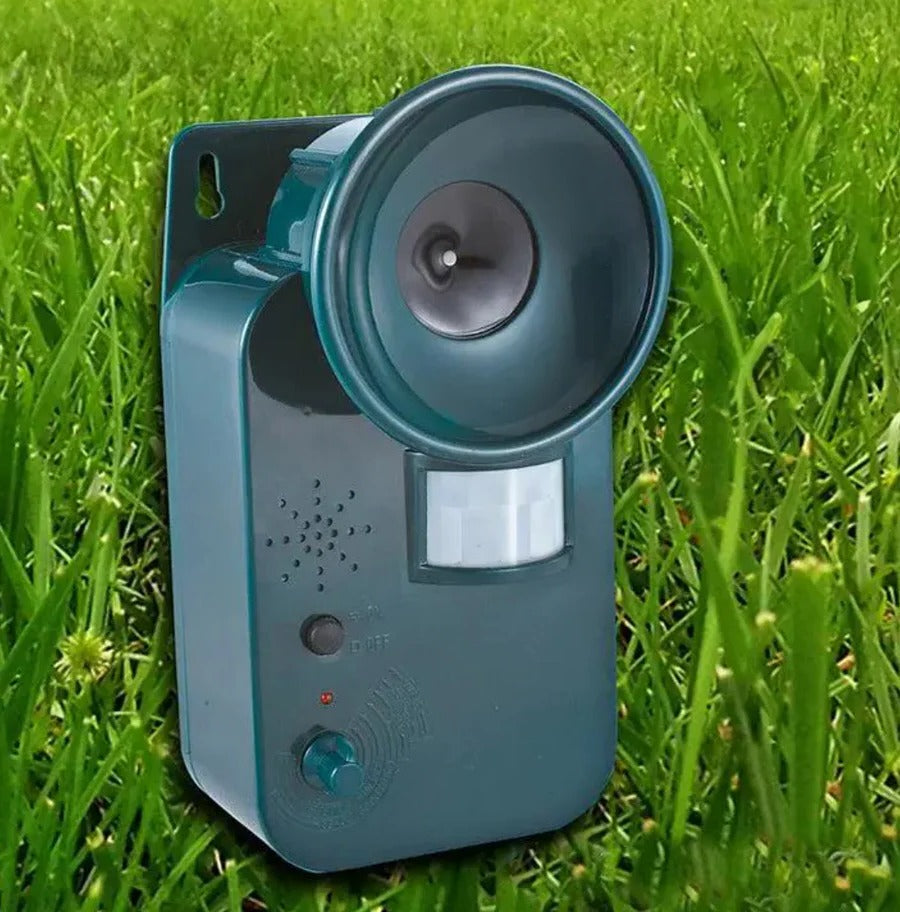 Ultrasonic Animal Repeller with Motion Sensor and Flashing Light, Weather-Resistant