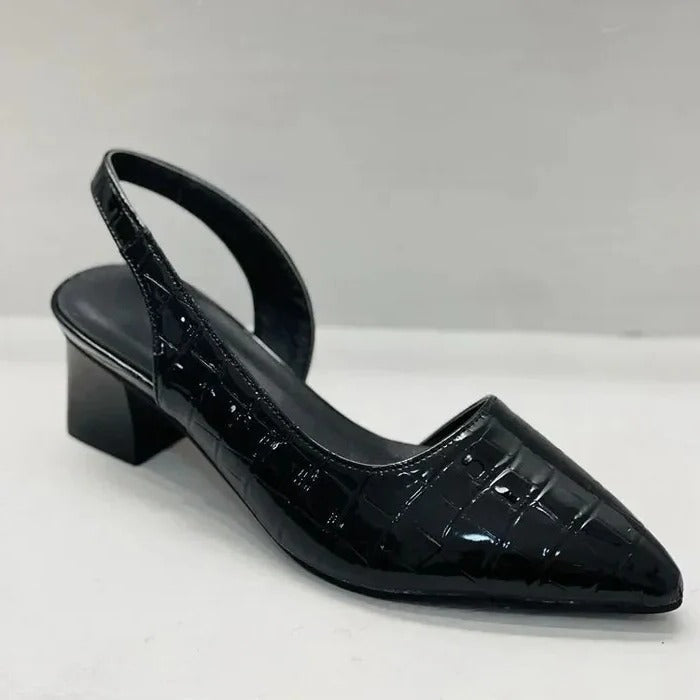 Women’s Everyday Support Pumps with Low-Cut Dress Design