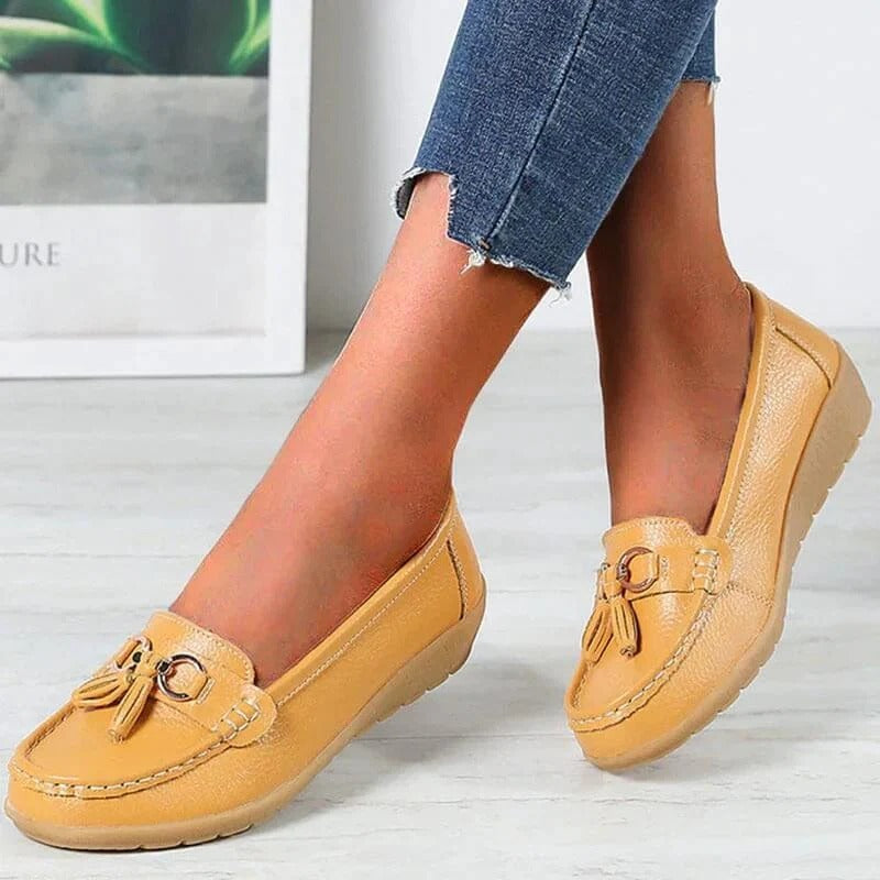 Women’s Everyday Support Pumps with Simple Low-Cut Dress Design