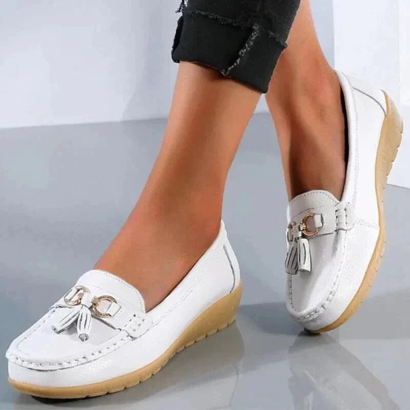 Women’s Everyday Support Pumps with Simple Low-Cut Dress Design