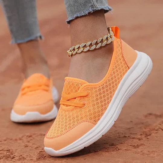 Casual Walking Shoes with Supportive Three-Zone Footbed