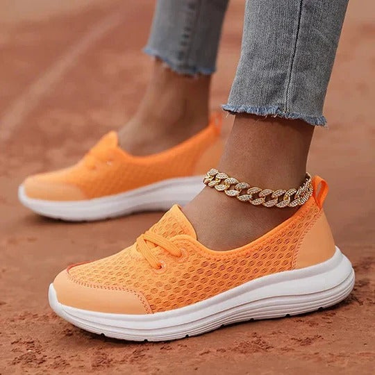 Casual Walking Shoes with Supportive Three-Zone Footbed