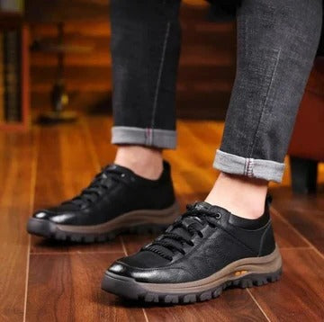 Men’s Outdoor Casual Walking Shoes