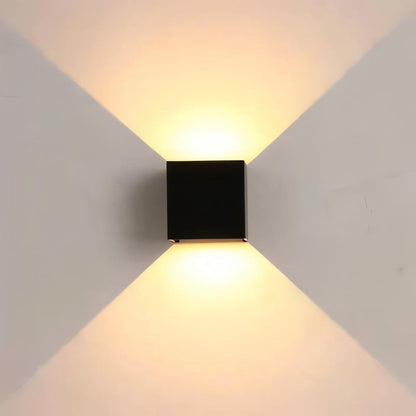 Magnetic Wall Light with Rechargeable Battery and Adjustable Brightness