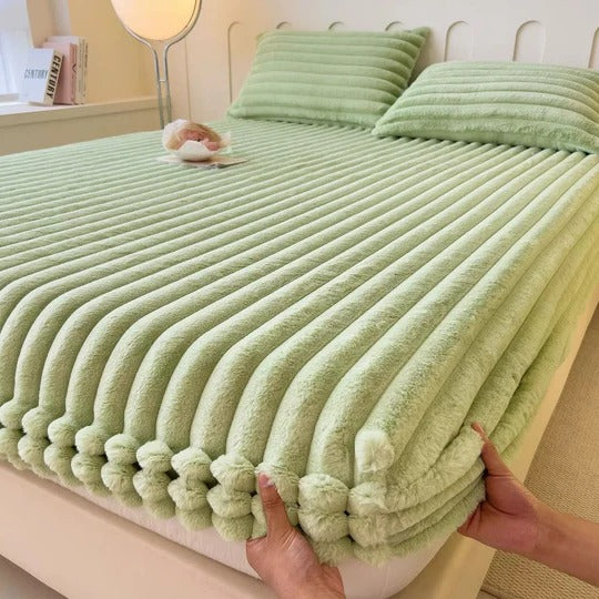 Ultra-Soft Luxury Fitted Bed Sheet for Consistent Nightly Comfort