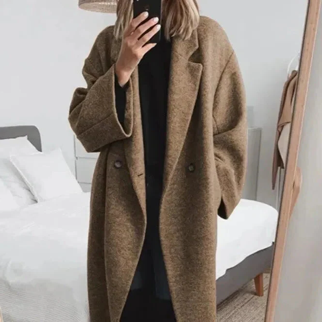 Oversized Lapel Collar Coat with Polyester Elastane Blend for Women