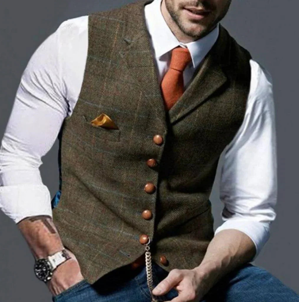 Timeless Vintage Vest for Modern Style