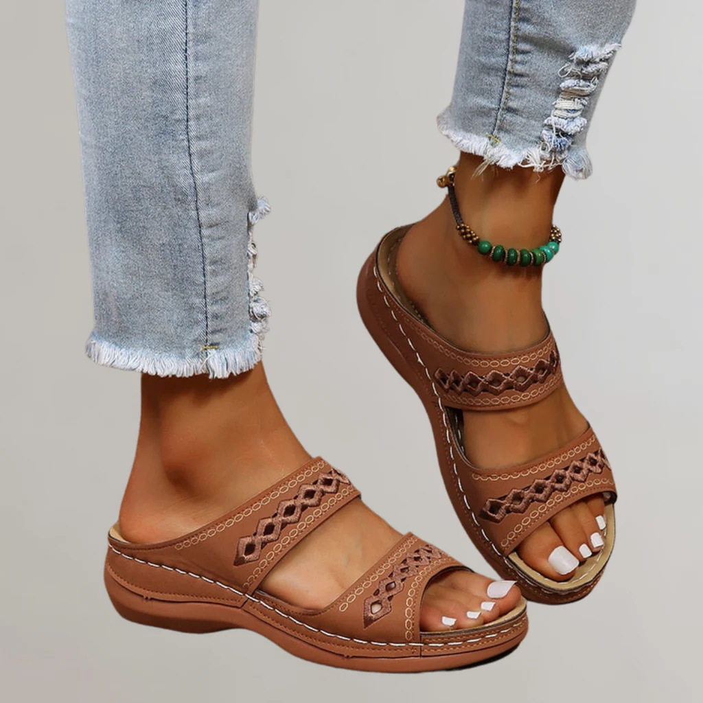 Women's Platform Sandals with Arch Support and Adjustable Straps for Summer