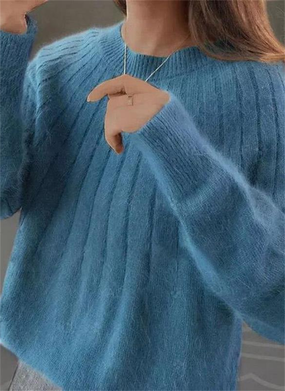 Women's Knit Sweater with Crew Neck and Full Length Sleeves, Hip Coverage