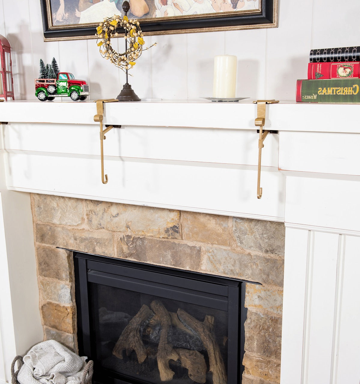 Dual Hook Mantle Stocking Holder with Adjustable Rod and Rubber Pads