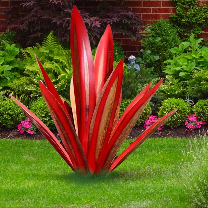 Metal Agave Plant Decorative Accent with Rust Finish and Weather Resistant Coating
