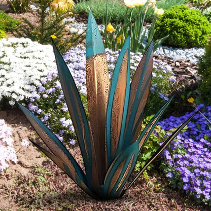 Metal Agave Plant Decorative Accent with Rust Finish and Weather Resistant Coating