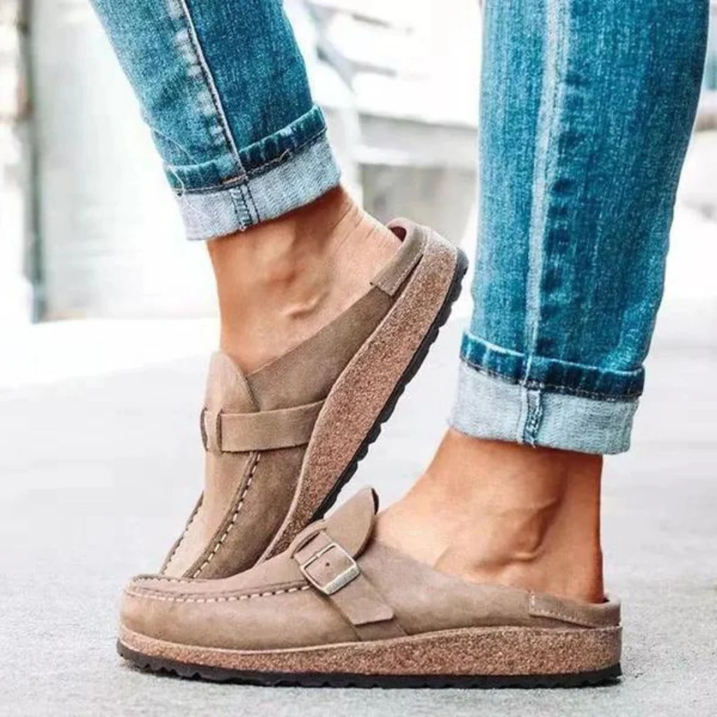 Women's Buckled Sandals with Arch Support and Adjustable Closure
