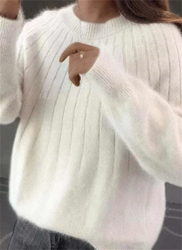 Women's Knit Sweater with Crew Neck and Full Length Sleeves, Hip Coverage