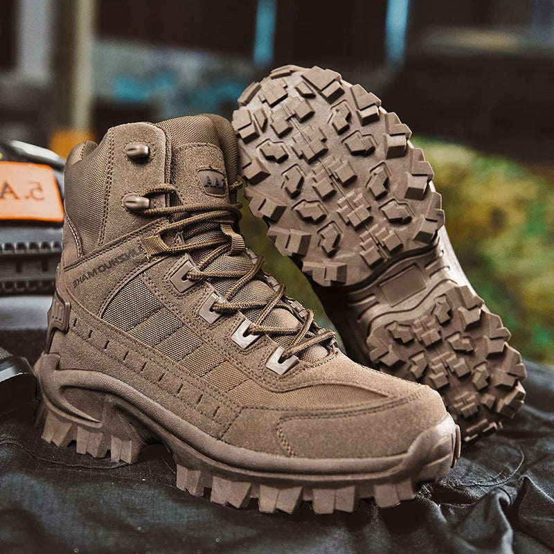 Winter Tactical Boots with Insulated Lining and Ankle Support, Moisture Blocking