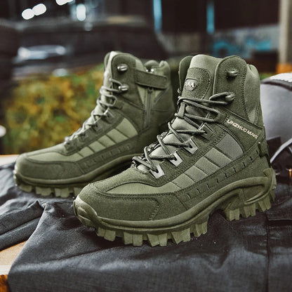 Winter Tactical Boots with Insulated Lining and Ankle Support, Moisture Blocking