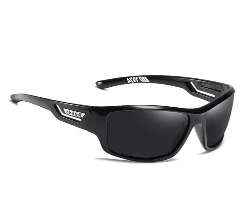 Photochromic Fashion Sunglasses With Adjustable Light Response