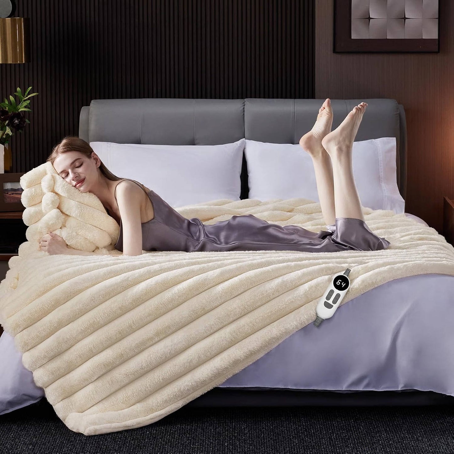 Heated Throw Blanket, Cozy Faux Fur Electric Blanket for Sofa, Bed & Home