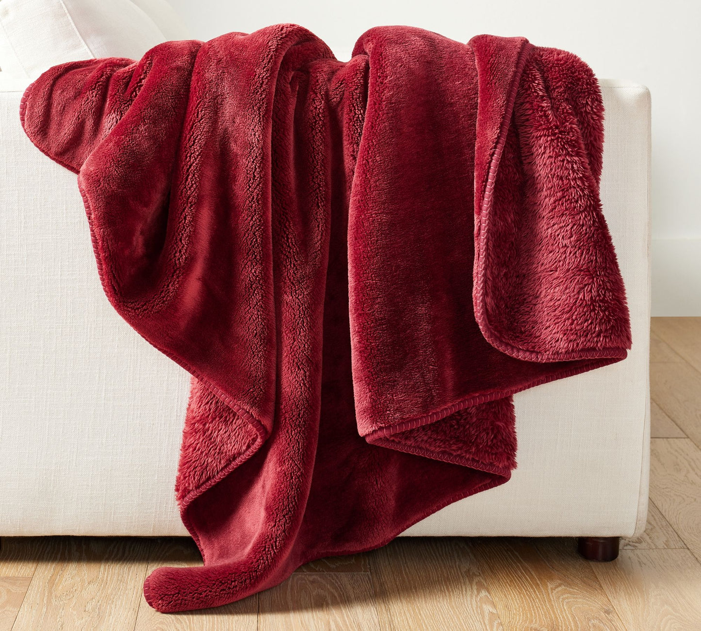Ultra Soft Fleece Throw Blanket with Plush Ribbed Texture for Couch