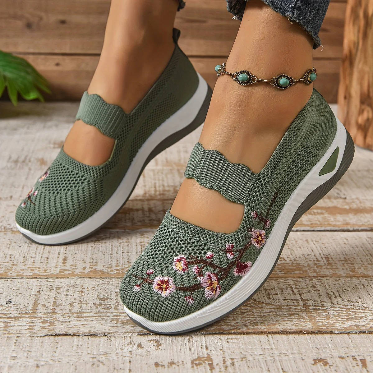 Breathable Mary Jane Sneakers with Floral Embroidery and Elastic Instep Strap