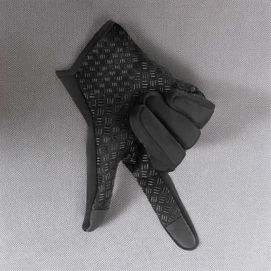 Waterproof Thermal Gloves with Touchscreen and Anti-Slip Design