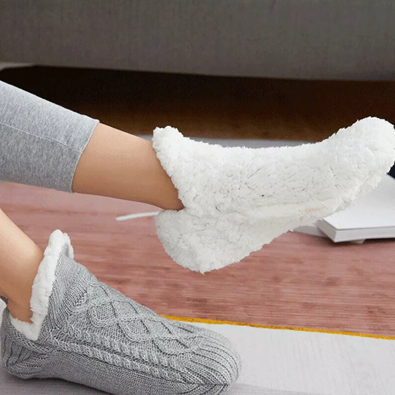 Thermal Socks with Non-Slip Traction and Stretch Cuff, Breathable Indoor Warmth