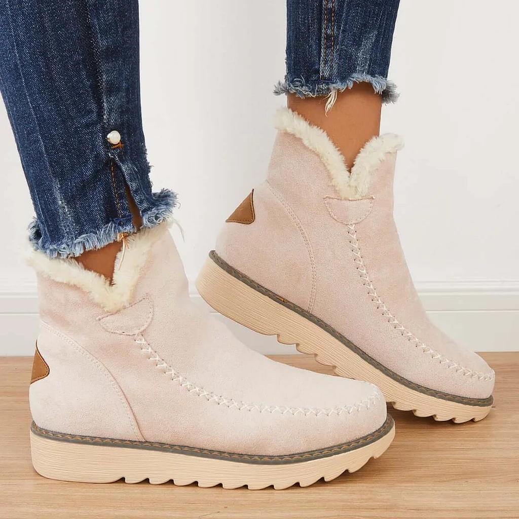 Insulated Ankle Boots with Elastic Laces and Textured Grip Sole