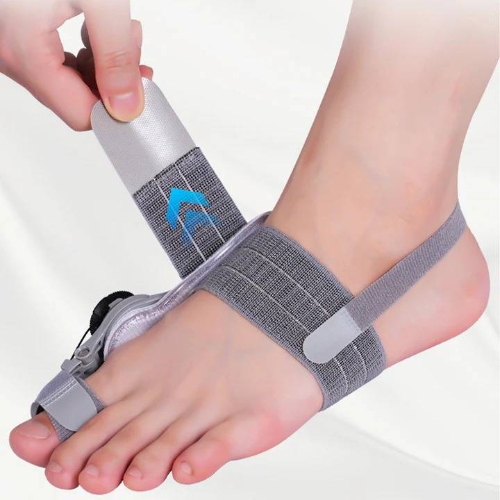 Adjustable Bunion Corrector with 3D Knob Control and Heel Strap, Universal Fit