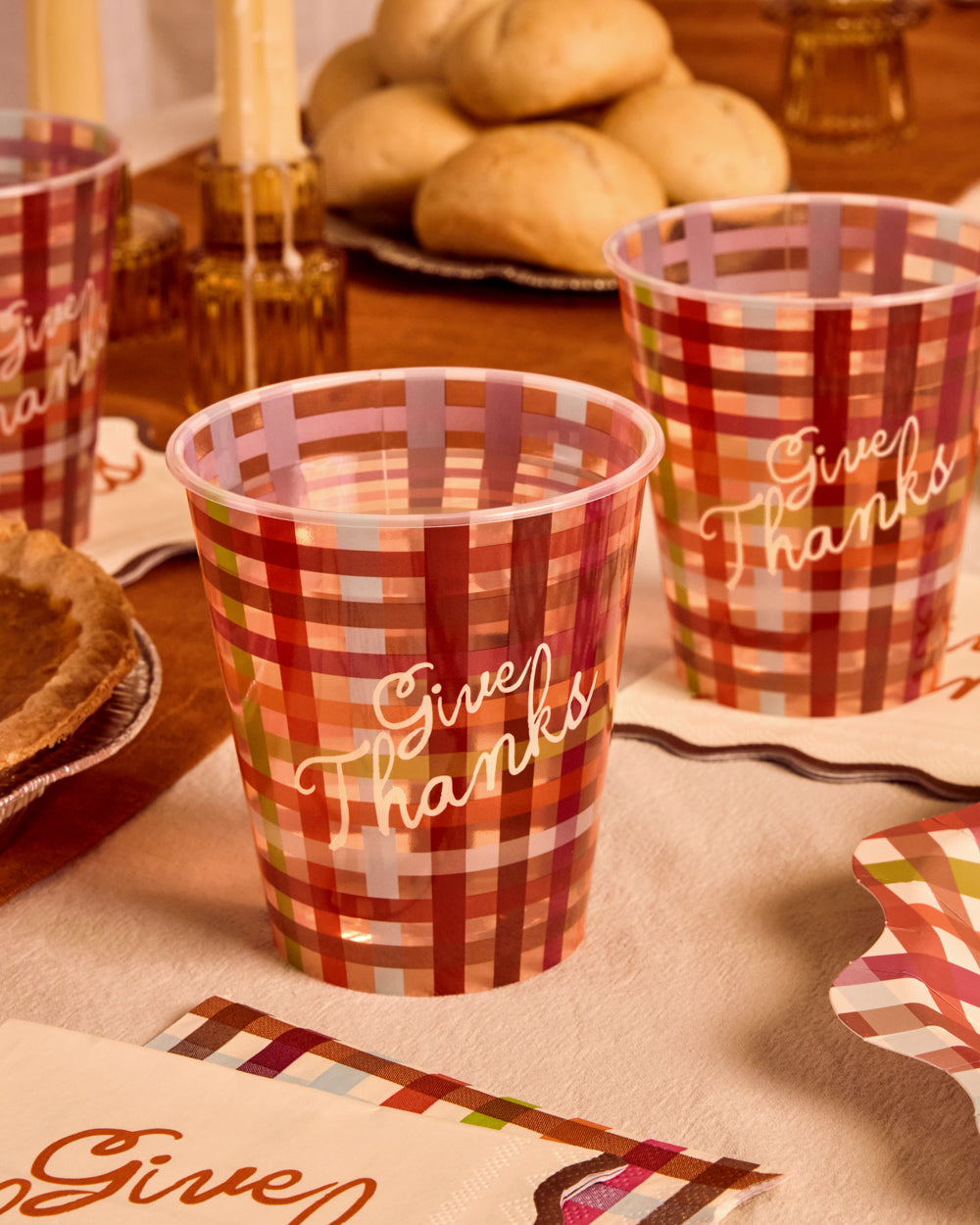 Plaid Thanksgiving Cups with Give Thanks Script and Brown Burgundy Blue Pattern, 16-Count